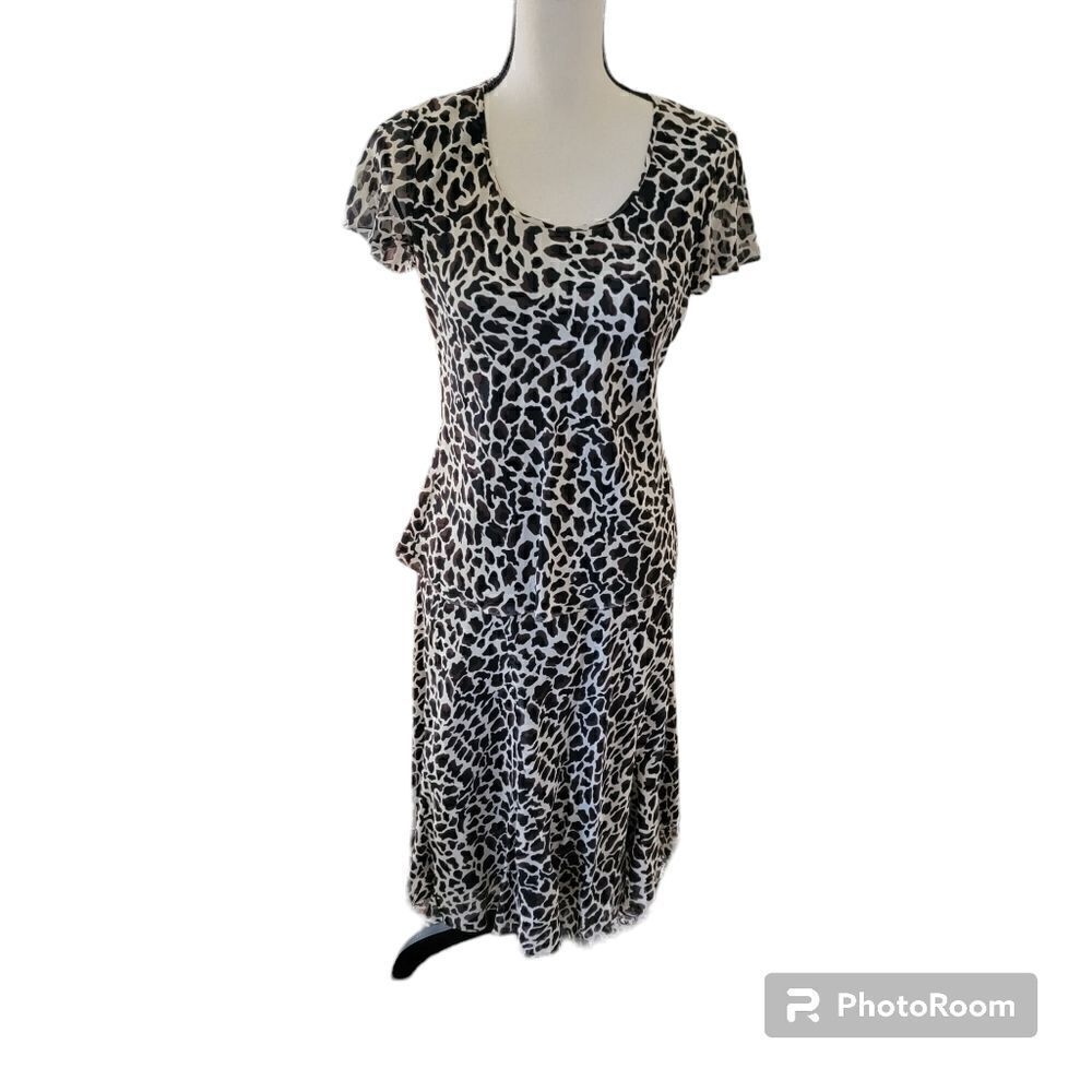 Jones New York 100% Silk Animal Print Skirt and Top.